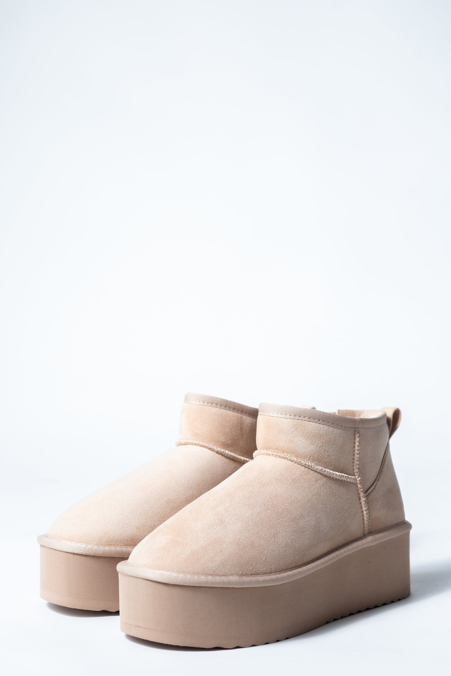 Botas Cozzy beige 0640