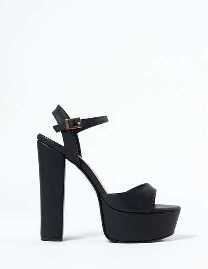 Zapatillas Marioneta negro 1006