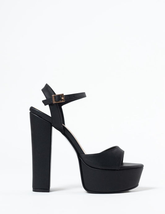 Zapatillas Marioneta negro 1006