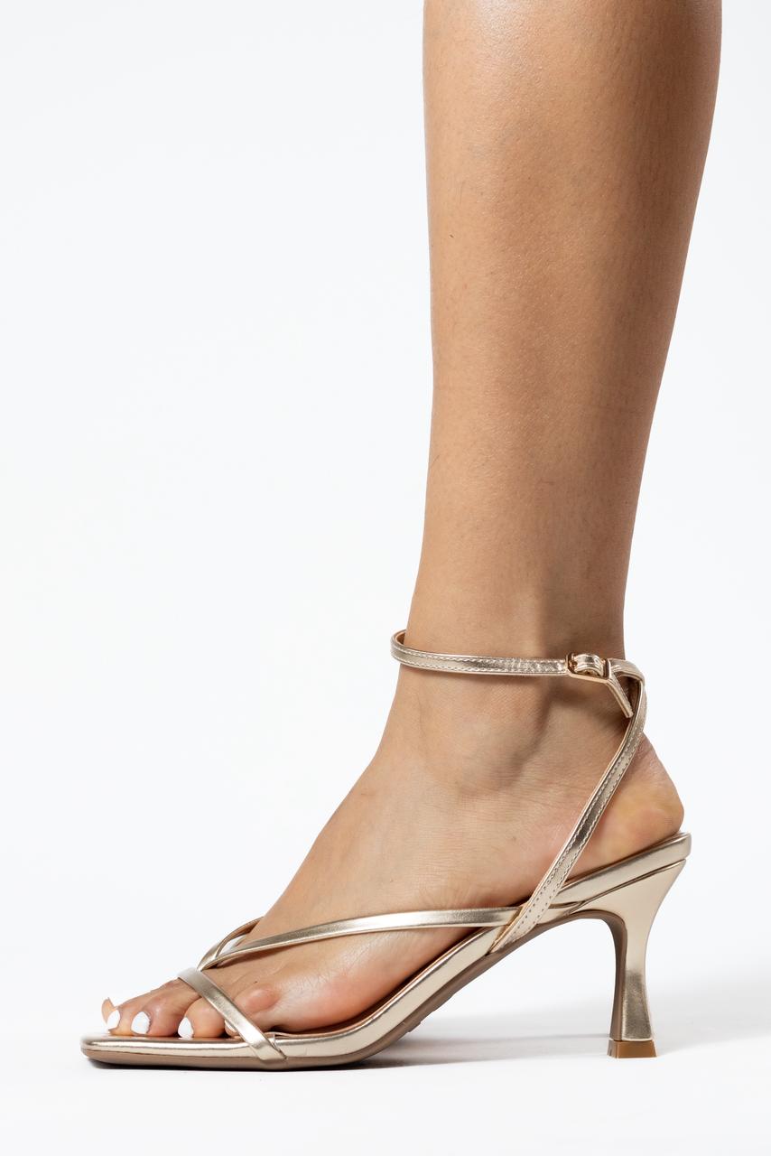 Tacones Dinorah oro 1068